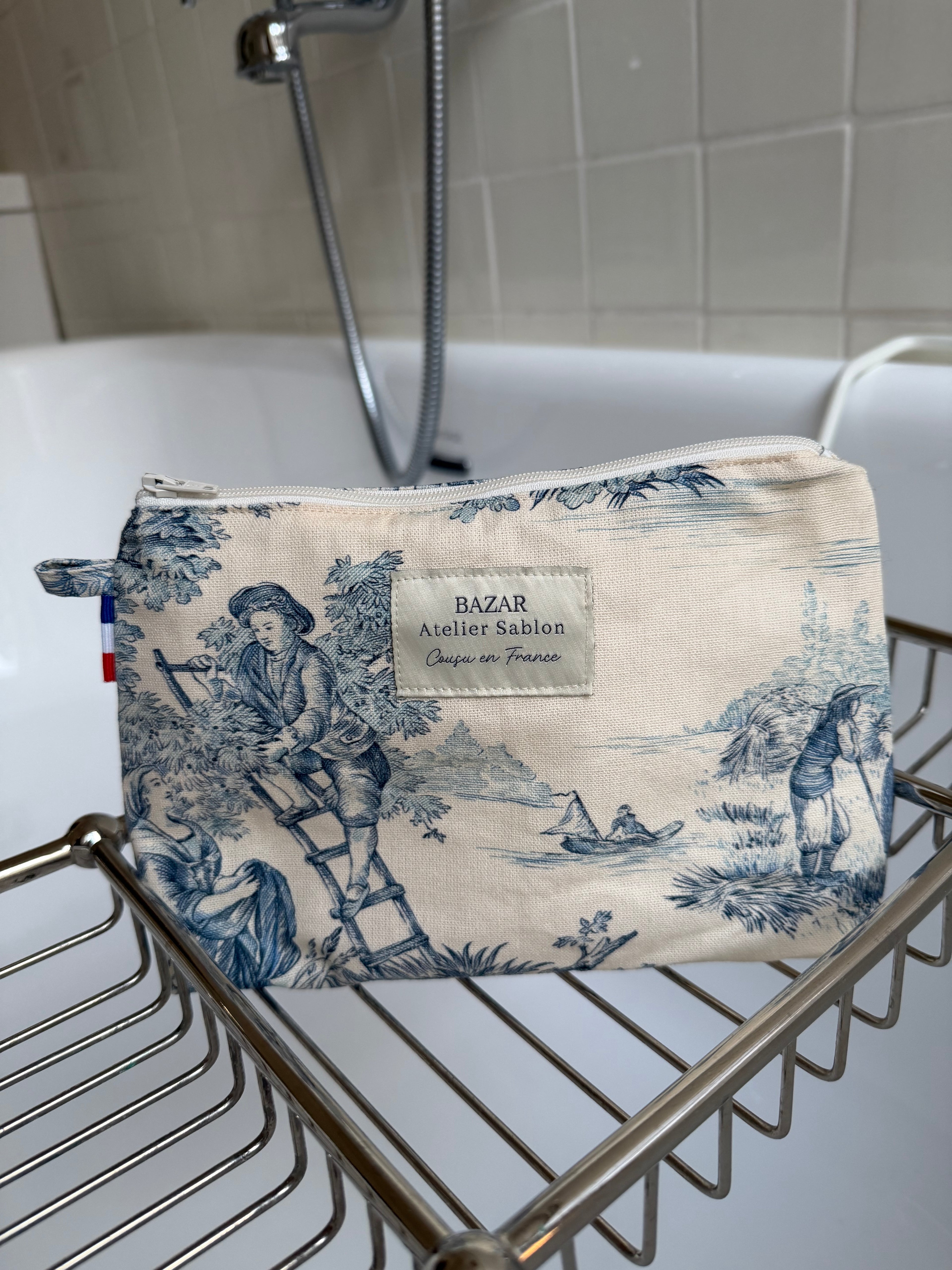 Toiletry Pouch — Jouy de Fruits | Blue